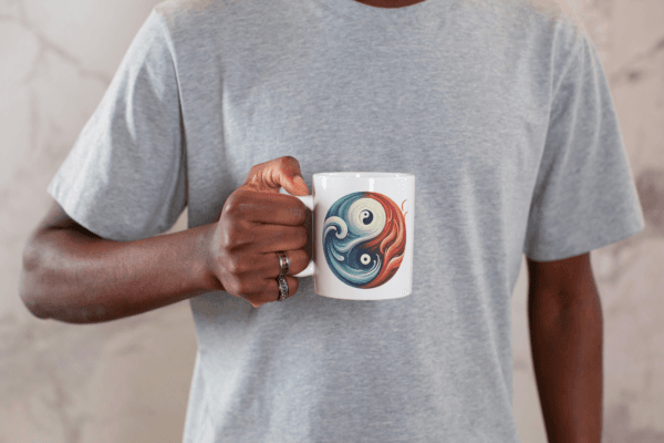 Mugg med Yin och Yang-motiv – Harmoni mellan Eld och Vatten - Bild 2