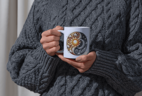 Mugg med Sol och Månmotiv – Kosmisk Balans i Unik Design - Bild 2